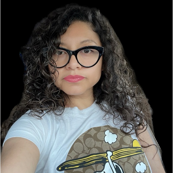 Meet your Posher, Rosa - Picture 2 of 12